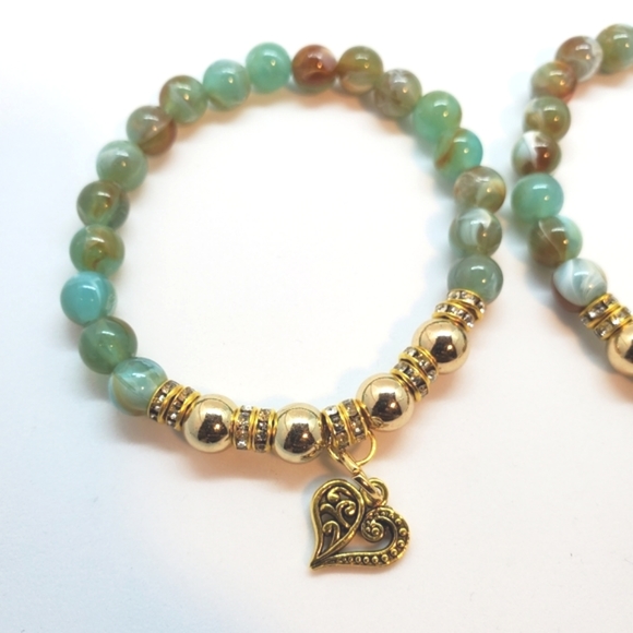 Women's handmade custom jewelry charm bracelet. - Picture 2 of 2